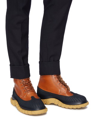 Figure View - Click To Enlarge - THOM BROWNE - 'Longwing' Contrast Mudguard Leather Boots