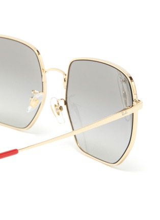 Detail View - Click To Enlarge - RAY-BAN - 'Highstreet' Contrast Temple Angular Metal Frame Sunglasses