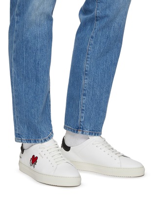 Figure View - Click To Enlarge - AXEL ARIGATO - x Keith Haring 'Clean 90' Low Top Leather Sneakers