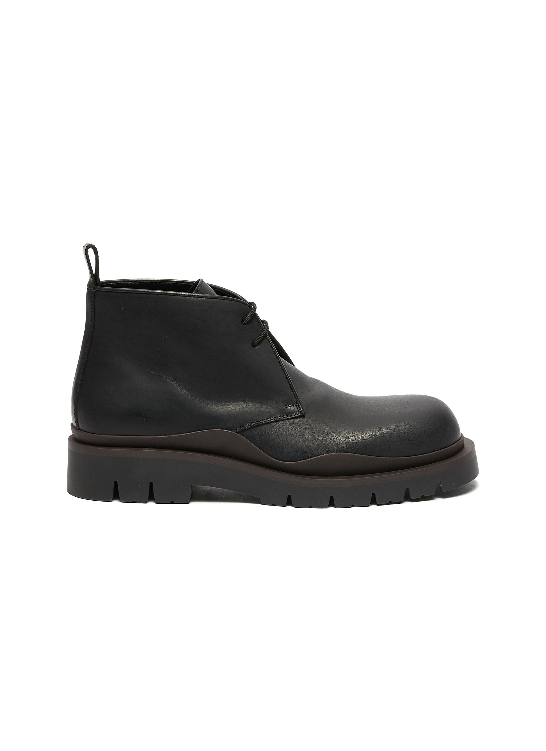 Tire’ Platform Tread Sole Leather Chukka Boots