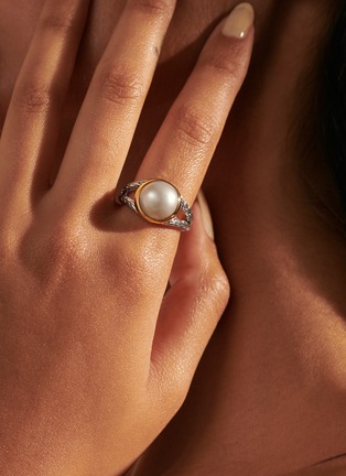  - JOHN HARDY - Classic Chain' Freshwater Pearl 18k gold Sterling Silver Split Band Ring