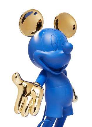 Detail View - Click To Enlarge - LEBLON DELIENNE - Mickey Welcome Sculpture – Blue Matt/Gold Chrome