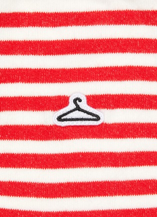 Detail View - Click To Enlarge - HOLZWEILER - Hanger Motif Embroidered Stripe Cotton Blend Socks