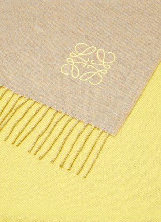 Detail View - Click To Enlarge - LOEWE - Bicoloured Anagram Wool Scarf
