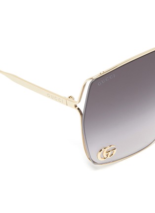 Detail View - Click To Enlarge - GUCCI - Contrast Temple Angular Metal Frame Sunglasses