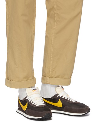 Figure View - Click To Enlarge - NIKE - 'Waffle Trainer 2 SP' Suede Panel Low Top Sneakers