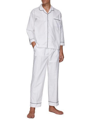 Detail View - Click To Enlarge - LAGOM - LARGE PIPED PYJAMA SET — WHITE/NAVY BLUE