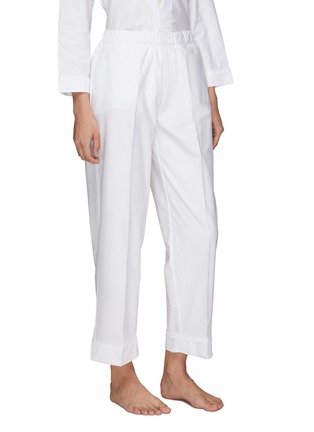 Detail View - Click To Enlarge - LAGOM - LARGE PIPED PYJAMA SET — WHITE