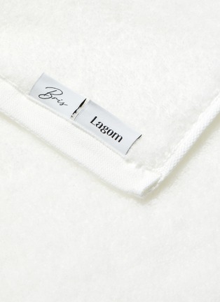 Detail View - Click To Enlarge - LAGOM - Bris' 50G Cotton Face Towel — Bleach White