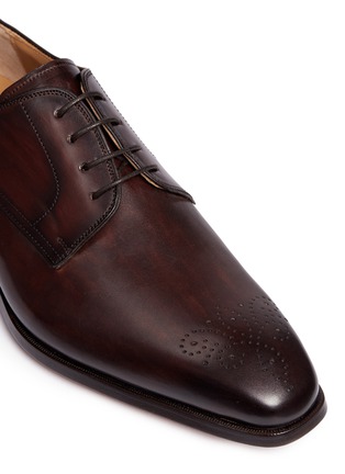 Detail View - Click To Enlarge - MAGNANNI - Brogue leather Derbies