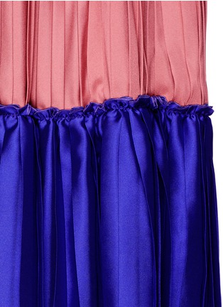 Detail View - Click To Enlarge - ROKSANDA - 'Malene' colourblock pleated georgette and satin twill dress