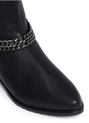 Detail View - Click To Enlarge - STUART WEITZMAN - 'Chain It' chain leather ankle boots