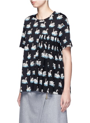 Front View - Click To Enlarge - STELLA MCCARTNEY - Swan print pleated silk panel T-shirt