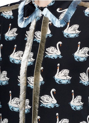 Detail View - Click To Enlarge - STELLA MCCARTNEY - Swan print fringe trim silk shirt