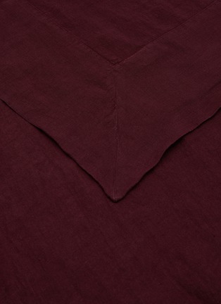Detail View - Click To Enlarge - ONCE MILANO - Medium Linen Tablecloth with Large Border – Wine