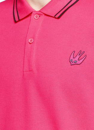 Detail View - Click To Enlarge - MC Q - Swallow skull patch appliqué polo shirt