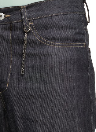 Detail View - Click To Enlarge - FENG CHEN WANG - Convertible Deconstructed Denim Jeans
