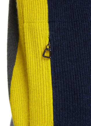  - AKRIS - LONG SLEEVES COLOUR BLOCK CASHMERE SWEATER