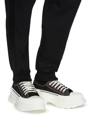 Figure View - Click To Enlarge - ALEXANDER MCQUEEN - 'Tread Slick' contrast sole sneakers
