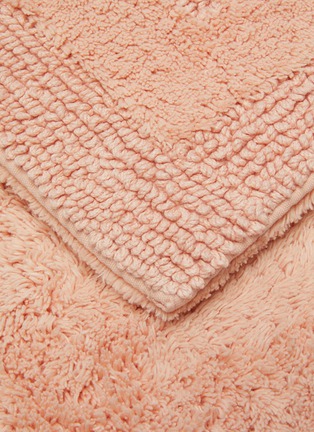 Detail View - Click To Enlarge - ABYSS - Super Pile Small Reversible Bath Mat – Blush