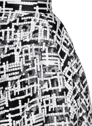 Detail View - Click To Enlarge - MATICEVSKI - 'Interval' grid embroidery organdy full skirt