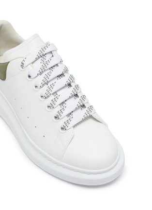 Detail View - Click To Enlarge - ALEXANDER MCQUEEN - Oversized Sneakers' in Leather with Suede Heel Tab