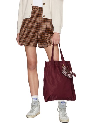 Figure View - Click To Enlarge - ANYA HINDMARCH - Recycled Nylon Shopper Tote Bag With 'I Am A Plastic Bag' Shopper Charm