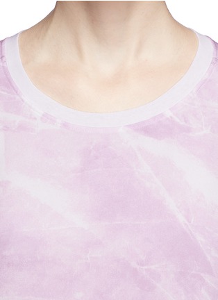 Detail View - Click To Enlarge - HELMUT LANG - 'Terrene' marble print silk T-shirt