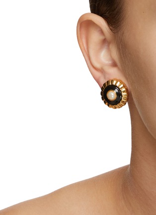 Figure View - Click To Enlarge - LANE CRAWFORD VINTAGE ACCESSORIES - Nina Ricci Faux Pearl Black Enamel Gold Toned Round Earrings