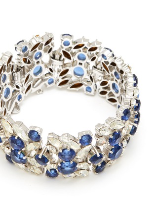 Detail View - Click To Enlarge - LANE CRAWFORD VINTAGE ACCESSORIES - Trifari Round Blue Stone Diamanté Bracelet