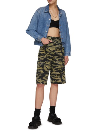 Figure View - Click To Enlarge - ALEXANDER WANG - Tiger Print Camouflage Cotton Shorts