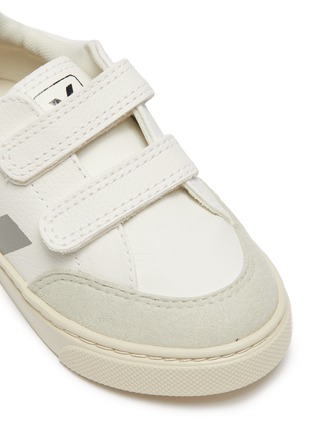 Detail View - Click To Enlarge - VEJA - V-12' ChromeFree Leather Velcro Toddler Sneakers