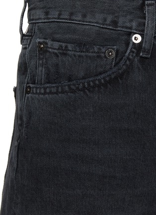  - AGOLDE - Distressed Frayed Edge Crop Denim Jeans