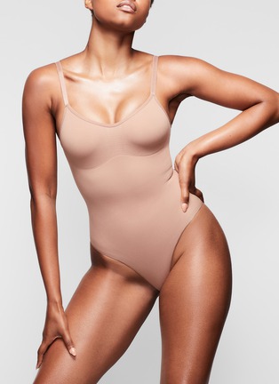 Detail View - Click To Enlarge - SKIMS - Seamless Sculpt' Sculpting Bodysuit With Snaps