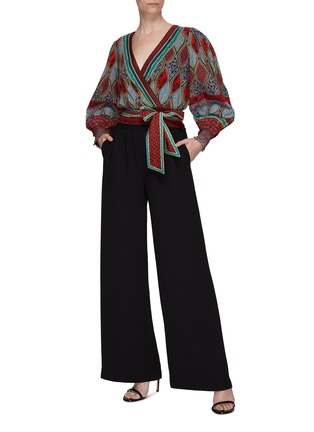 Figure View - Click To Enlarge - ALICE & OLIVIA - ‘Simona' bohemian print wrap front crop blouse