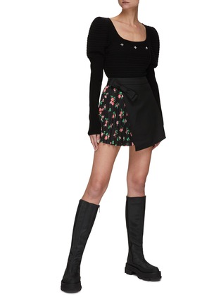 Figure View - Click To Enlarge - MING MA - Floral Print Pleated Patchwork Asymmetric Mini Skirt