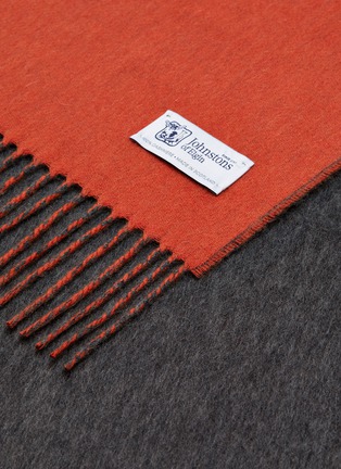 Detail View - Click To Enlarge - JOHNSTONS OF ELGIN - Reversible Contrast Scarf