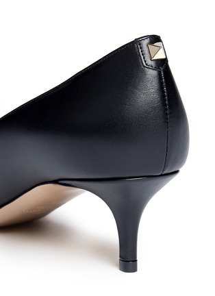 Detail View - Click To Enlarge - VALENTINO GARAVANI - Point-toe leather pumps