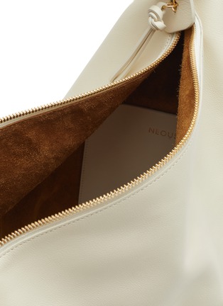 Detail View - Click To Enlarge - NEOUS - Vela' Zipped Leather Bucket Backpack