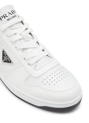 Detail View - Click To Enlarge - PRADA - New Avenue' Triangular Logo Plauqe Leather Sneakers