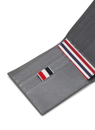 Detail View - Click To Enlarge - THOM BROWNE  - Paper label grosgrain accent leather bifold wallet