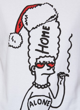  - EGY BOY - Home Alone' Smoking Marge Simpsons Cotton Crewneck T-Shirt