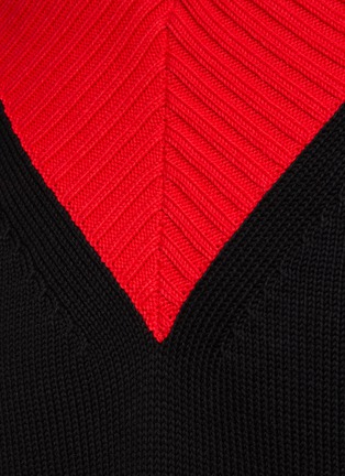  - ALEXANDER MCQUEEN - Colourblock V-Neck Cotton Sweater