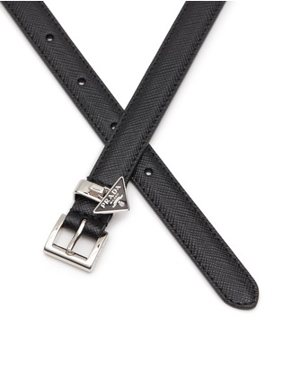 Detail View - Click To Enlarge - PRADA - METAL TRIANGLE LOGO CHARM SAFFIANO LEATHER BELT