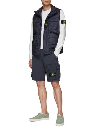 Figure View - Click To Enlarge - STONE ISLAND - LOGO APPLIQUÉ COTTON FLEECE CARGO SHORTS