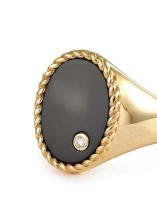 Detail View - Click To Enlarge - YVONNE LEON - CHEVALIERE OVALE PINKY DIAMOND ONYX 9K YELLOW GOLD RING