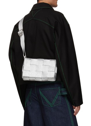 Save 11% Bottega Veneta Leather Borsa Messenger A Tracolla in Black for Men Mens Messenger bags Bottega Veneta Messenger bags 
