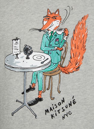  - MAISON KITSUNÉ - Coffee Fox graphic print raglan sweatshirt