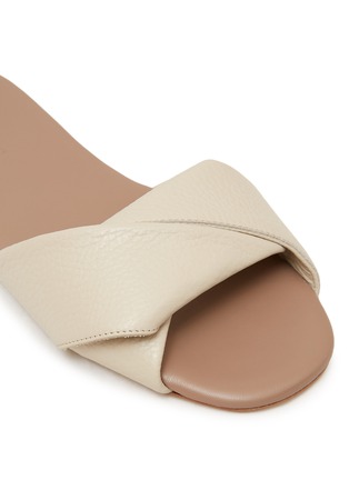 Detail View - Click To Enlarge - FRETTE - SINGLE BAND LEATHER SLIPPERS — SIZE 39