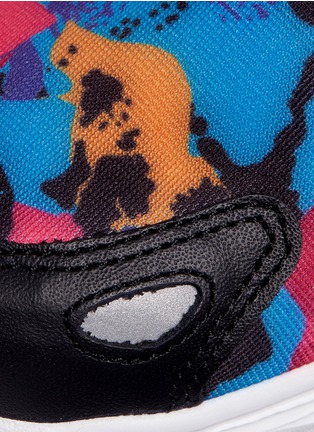 Detail View - Click To Enlarge - REEBOK - 'Fury Adapt' abstract print caged sneakers